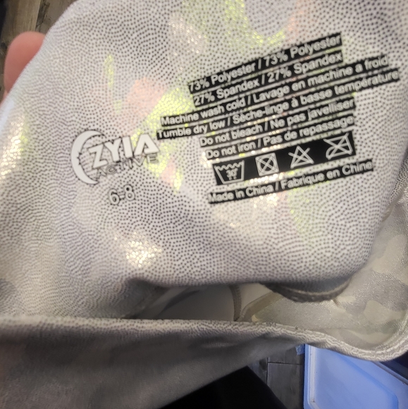 Zyia active cropped leggings nwot size 6-8 - Picture 7 of 7